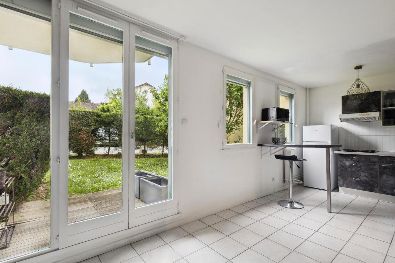 Le Glatigny- Chesnay Apartment Le Chesnay  Luaran gambar